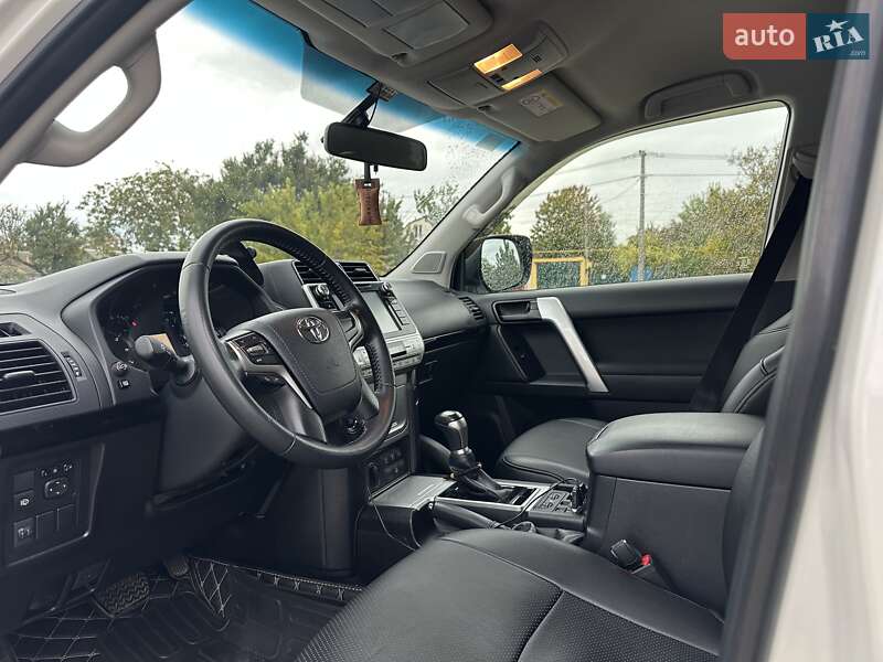 Позашляховик / Кросовер Toyota Land Cruiser Prado 2019 в Одесі фото 14 Позашляховик / Кросовер Toyota Land Cruiser Prado 2019 в Одесі