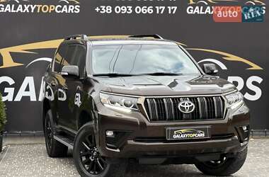 Позашляховик / Кросовер Toyota Land Cruiser Prado 2022 в 