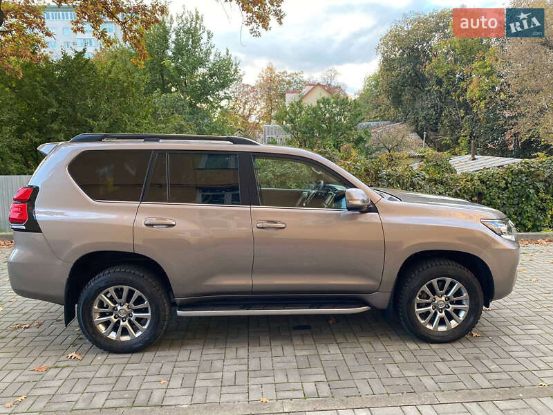 Позашляховик / Кросовер Toyota Land Cruiser Prado 2020 в Кам'янець-Подільському фото 12 Позашляховик / Кросовер Toyota Land Cruiser Prado 2020 в Кам'янець-Подільському