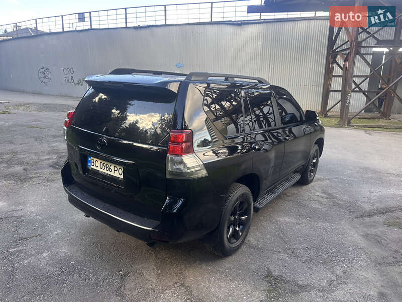Внедорожник / Кроссовер Toyota Land Cruiser Prado 2010 в Львове