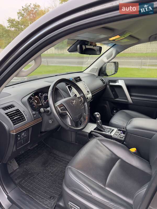 Внедорожник / Кроссовер Toyota Land Cruiser Prado 2021 в Киеве