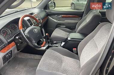 Внедорожник / Кроссовер Toyota Land Cruiser Prado 2007 в 