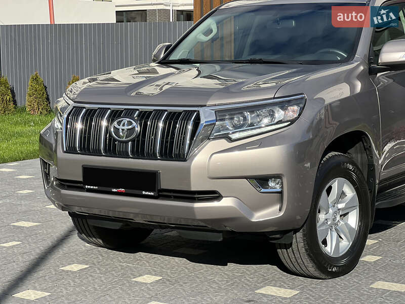 Позашляховик / Кросовер Toyota Land Cruiser Prado 2018 в Ужгороді фото 4 Позашляховик / Кросовер Toyota Land Cruiser Prado 2018 в Ужгороді