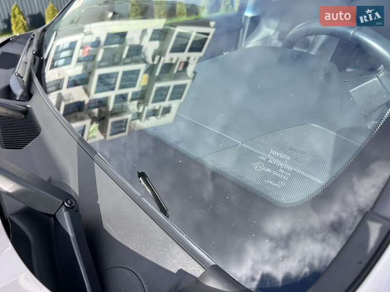 Позашляховик / Кросовер Toyota Land Cruiser Prado 2018 в Ужгороді фото 15 Позашляховик / Кросовер Toyota Land Cruiser Prado 2018 в Ужгороді