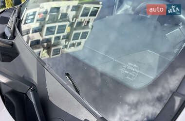 Внедорожник / Кроссовер Toyota Land Cruiser Prado 2018 в 