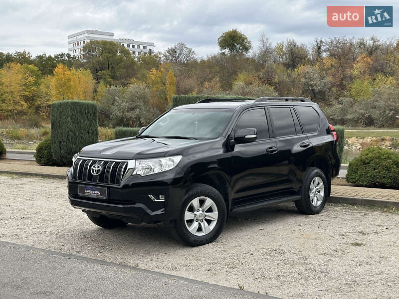 Toyota Land Cruiser Prado 2019