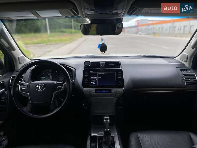 Внедорожник / Кроссовер Toyota Land Cruiser Prado 2020 в Киеве фото 24 Внедорожник / Кроссовер Toyota Land Cruiser Prado 2020 в Киеве