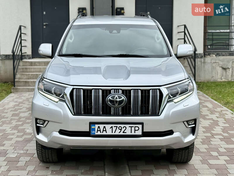 Внедорожник / Кроссовер Toyota Land Cruiser Prado 2018 в Тернополе фото 40 Внедорожник / Кроссовер Toyota Land Cruiser Prado 2018 в Тернополе