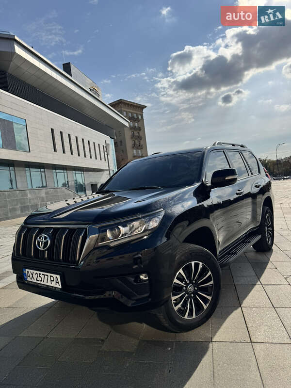 Внедорожник / Кроссовер Toyota Land Cruiser Prado 2023 в Харькове
