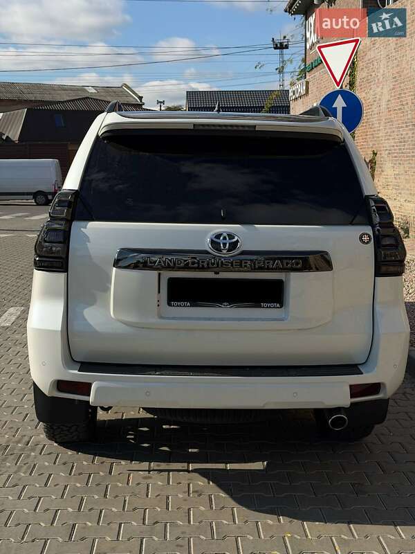 Внедорожник / Кроссовер Toyota Land Cruiser Prado 2022 в Одессе фото 3 Внедорожник / Кроссовер Toyota Land Cruiser Prado 2022 в Одессе