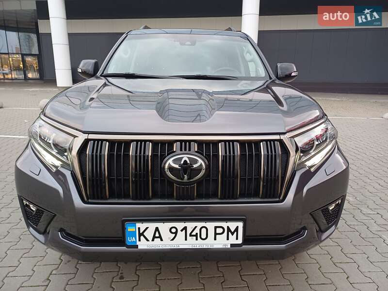 Позашляховик / Кросовер Toyota Land Cruiser Prado 2022 в Києві