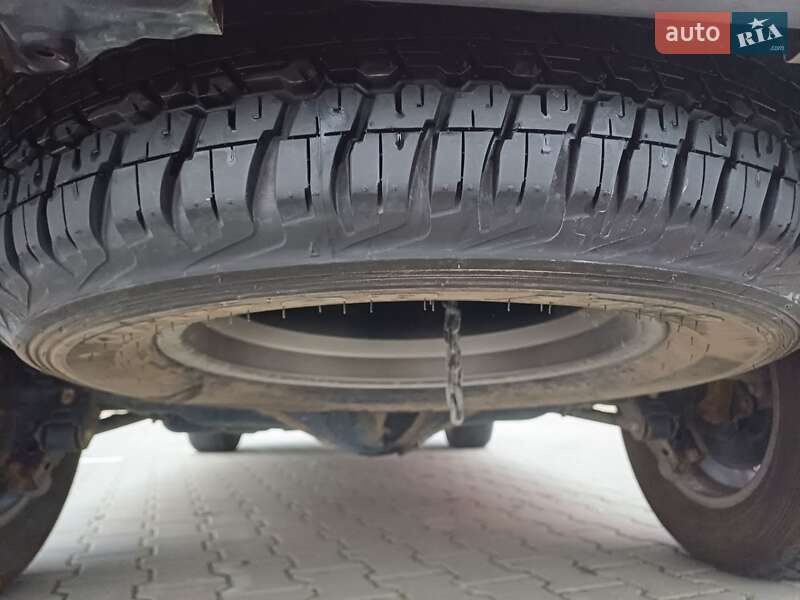 Позашляховик / Кросовер Toyota Land Cruiser Prado 2022 в Києві