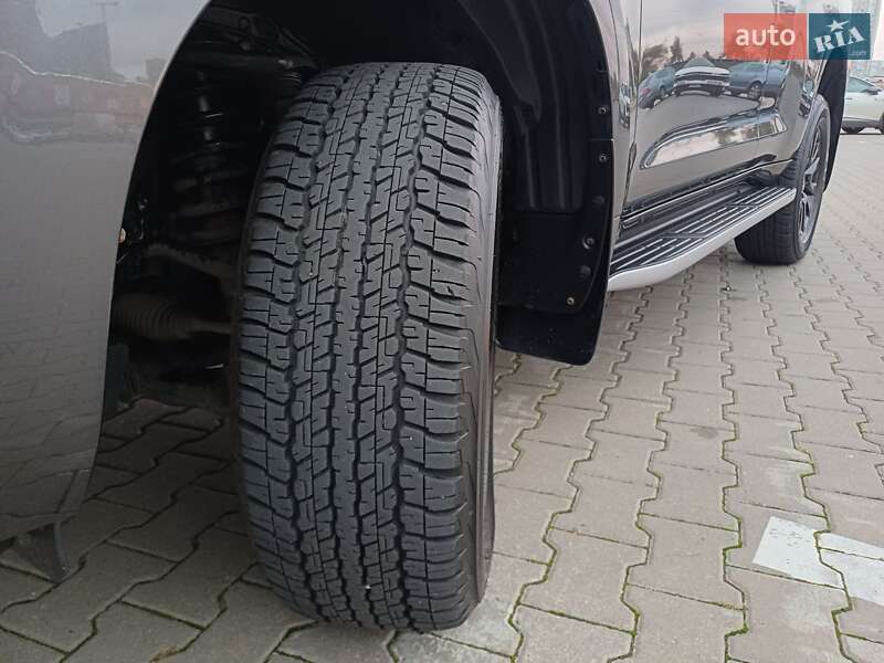 Позашляховик / Кросовер Toyota Land Cruiser Prado 2022 в Києві