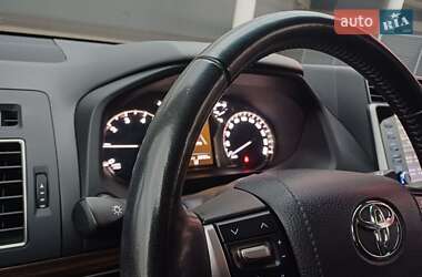 Внедорожник / Кроссовер Toyota Land Cruiser Prado 2022 в 