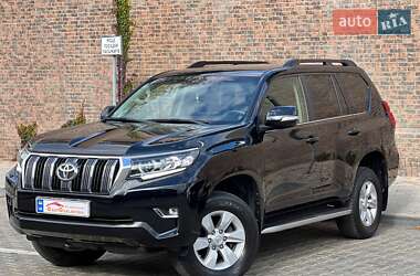 Внедорожник / Кроссовер Toyota Land Cruiser Prado 2020 в 