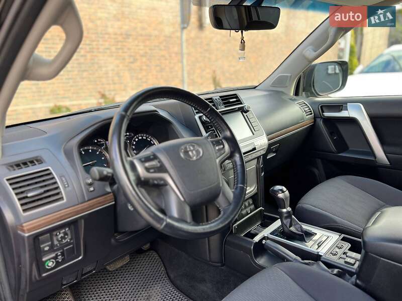 Позашляховик / Кросовер Toyota Land Cruiser Prado 2020 в Одесі фото 19 Позашляховик / Кросовер Toyota Land Cruiser Prado 2020 в Одесі