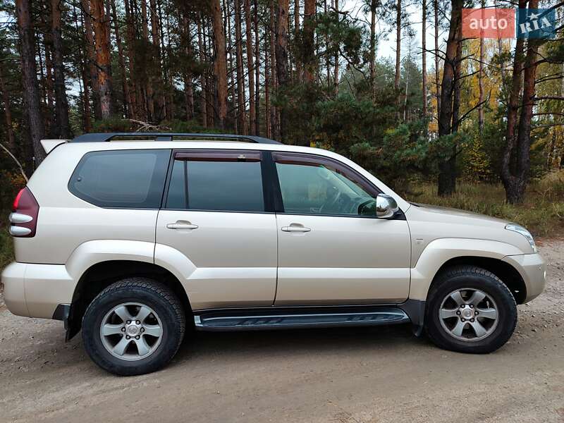 Внедорожник / Кроссовер Toyota Land Cruiser Prado 2008 в Обухове