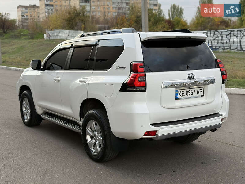 Внедорожник / Кроссовер Toyota Land Cruiser Prado 2019 в Кривом Роге фото 4 Внедорожник / Кроссовер Toyota Land Cruiser Prado 2019 в Кривом Роге