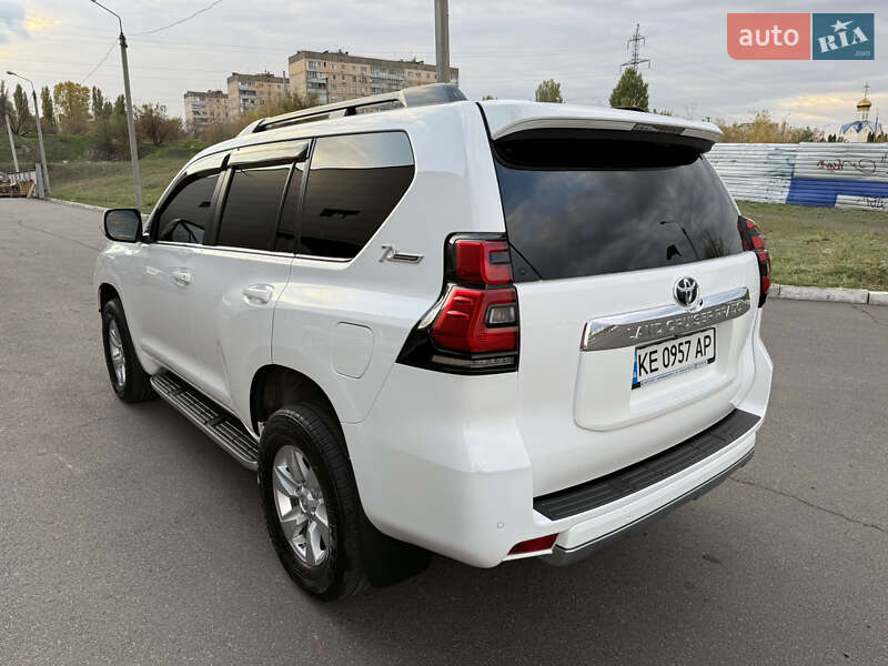 Внедорожник / Кроссовер Toyota Land Cruiser Prado 2019 в Кривом Роге фото 12 Внедорожник / Кроссовер Toyota Land Cruiser Prado 2019 в Кривом Роге