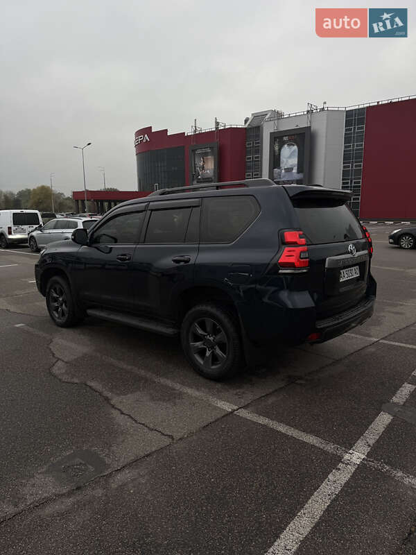 Позашляховик / Кросовер Toyota Land Cruiser Prado 2020 в Києві