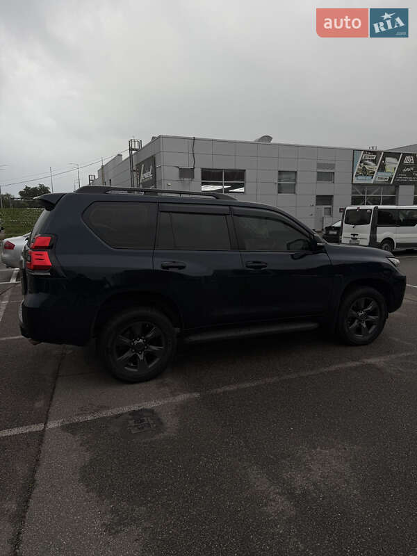 Позашляховик / Кросовер Toyota Land Cruiser Prado 2020 в Києві