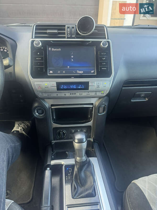 Внедорожник / Кроссовер Toyota Land Cruiser Prado 2019 в Львове фото 10 Внедорожник / Кроссовер Toyota Land Cruiser Prado 2019 в Львове
