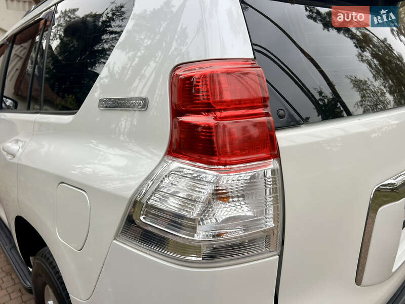 Внедорожник / Кроссовер Toyota Land Cruiser Prado 2010 в Киеве