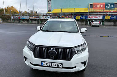 Внедорожник / Кроссовер Toyota Land Cruiser Prado 2010 в Харькове