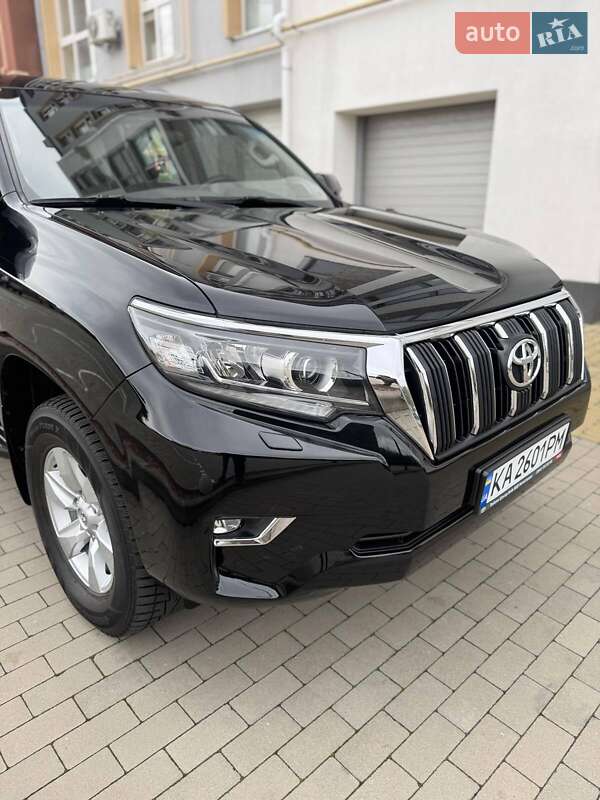 Внедорожник / Кроссовер Toyota Land Cruiser Prado 2021 в Киеве фото 4 Внедорожник / Кроссовер Toyota Land Cruiser Prado 2021 в Киеве