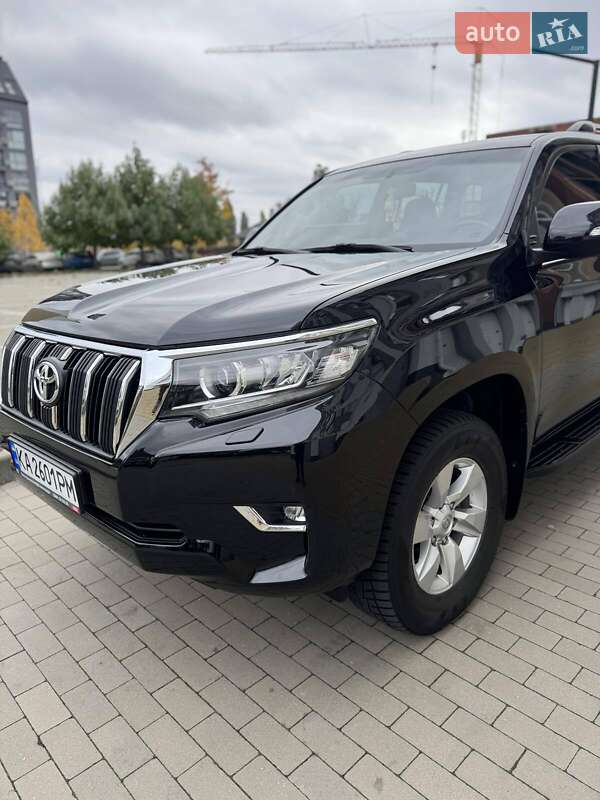 Внедорожник / Кроссовер Toyota Land Cruiser Prado 2021 в Киеве фото 9 Внедорожник / Кроссовер Toyota Land Cruiser Prado 2021 в Киеве