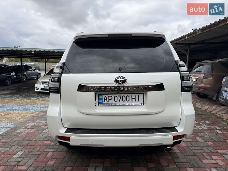 Позашляховик / Кросовер Toyota Land Cruiser Prado 2022 в Запоріжжі