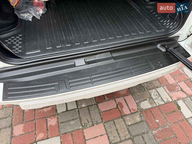 Позашляховик / Кросовер Toyota Land Cruiser Prado 2022 в Запоріжжі