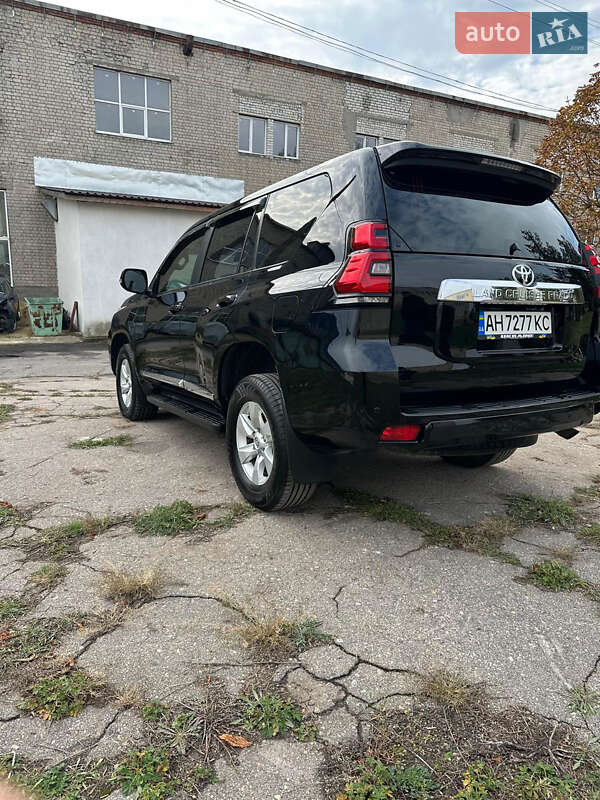 Внедорожник / Кроссовер Toyota Land Cruiser Prado 2018 в Харькове
