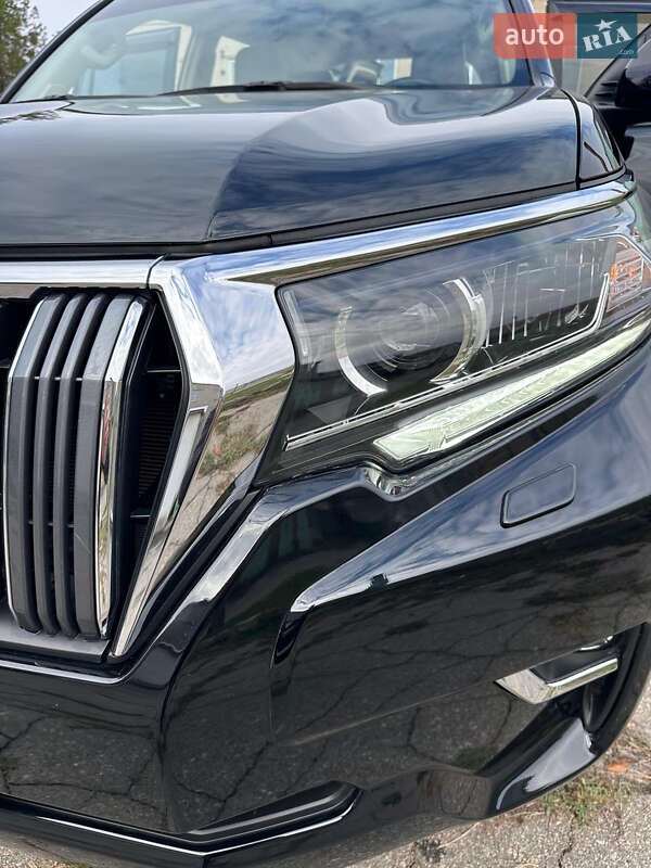 Внедорожник / Кроссовер Toyota Land Cruiser Prado 2018 в Харькове