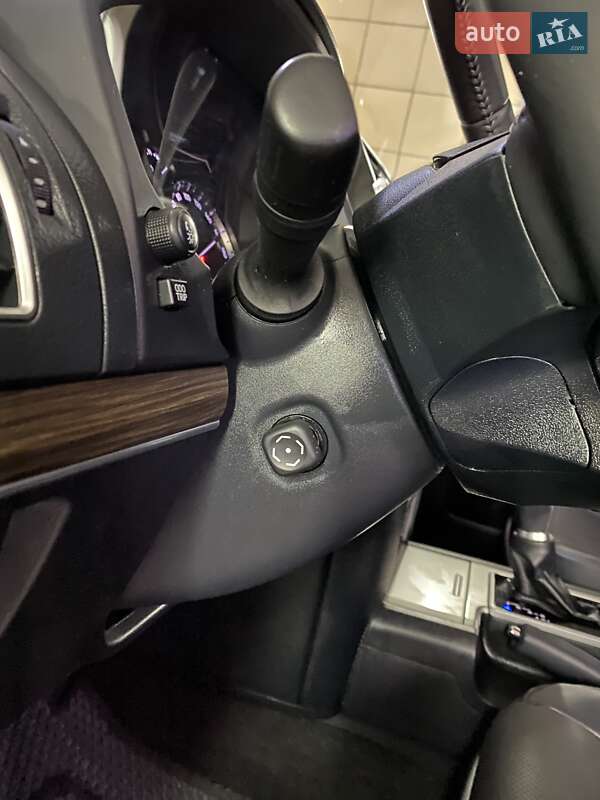 Позашляховик / Кросовер Toyota Land Cruiser Prado 2019 в Умані фото 29 Позашляховик / Кросовер Toyota Land Cruiser Prado 2019 в Умані