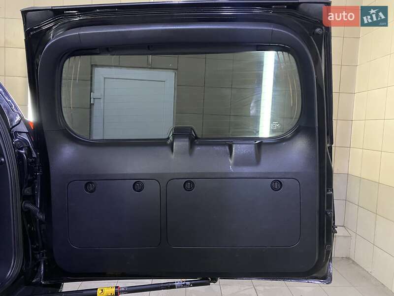 Позашляховик / Кросовер Toyota Land Cruiser Prado 2019 в Умані фото 47 Позашляховик / Кросовер Toyota Land Cruiser Prado 2019 в Умані