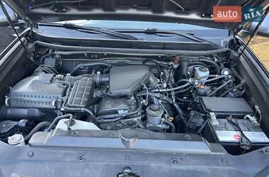 Внедорожник / Кроссовер Toyota Land Cruiser Prado 2013 в 