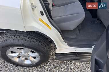 Внедорожник / Кроссовер Toyota Land Cruiser Prado 2012 в 