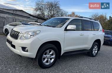 Внедорожник / Кроссовер Toyota Land Cruiser Prado 2012 в 