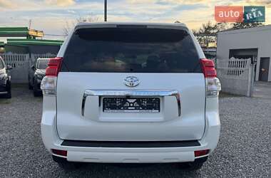 Внедорожник / Кроссовер Toyota Land Cruiser Prado 2012 в 