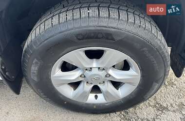 Внедорожник / Кроссовер Toyota Land Cruiser Prado 2012 в 