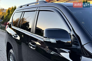 Внедорожник / Кроссовер Toyota Land Cruiser Prado 2020 в 