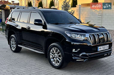 Внедорожник / Кроссовер Toyota Land Cruiser Prado 2020 в 