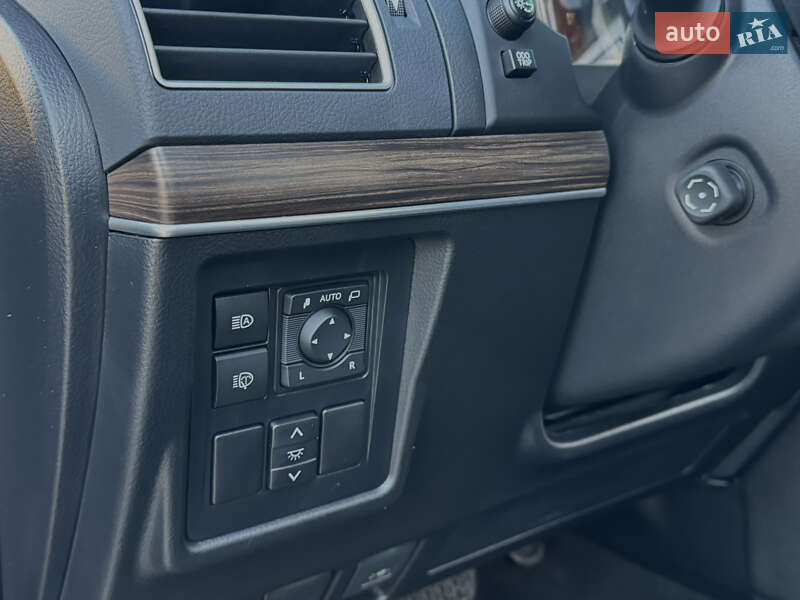 Позашляховик / Кросовер Toyota Land Cruiser Prado 2020 в Одесі фото 70 Позашляховик / Кросовер Toyota Land Cruiser Prado 2020 в Одесі