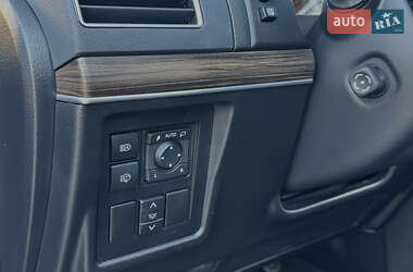 Внедорожник / Кроссовер Toyota Land Cruiser Prado 2020 в 
