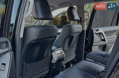 Внедорожник / Кроссовер Toyota Land Cruiser Prado 2020 в 