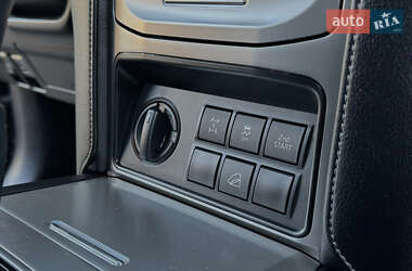 Внедорожник / Кроссовер Toyota Land Cruiser Prado 2020 в 