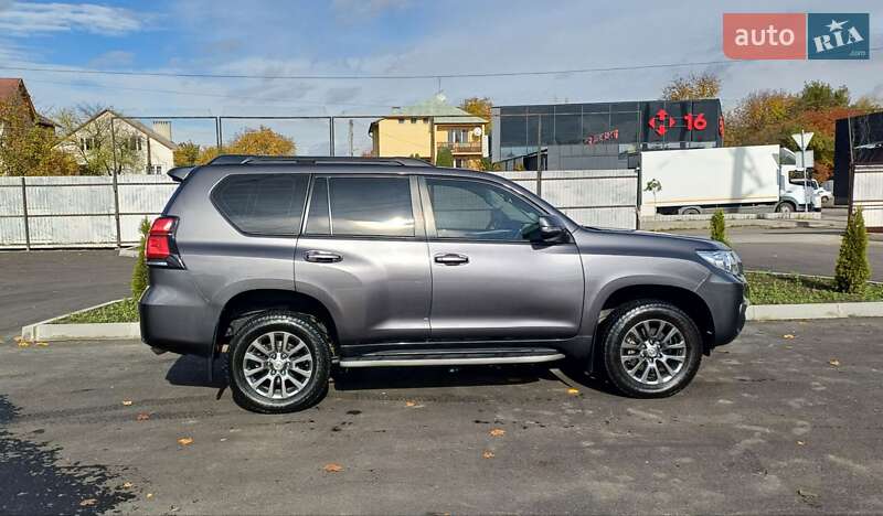 Внедорожник / Кроссовер Toyota Land Cruiser Prado 2019 в Ужгороде фото 11 Внедорожник / Кроссовер Toyota Land Cruiser Prado 2019 в Ужгороде