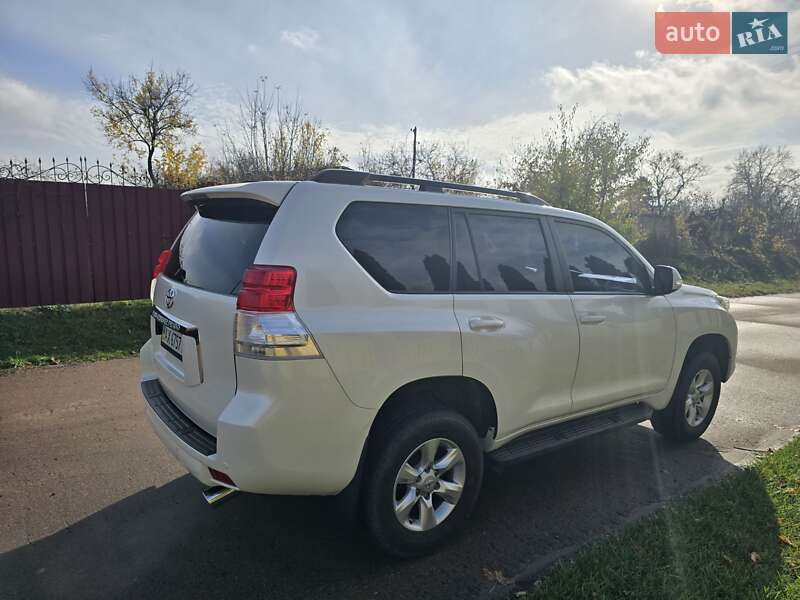 Внедорожник / Кроссовер Toyota Land Cruiser Prado 2013 в Миргороде фото 3 Внедорожник / Кроссовер Toyota Land Cruiser Prado 2013 в Миргороде