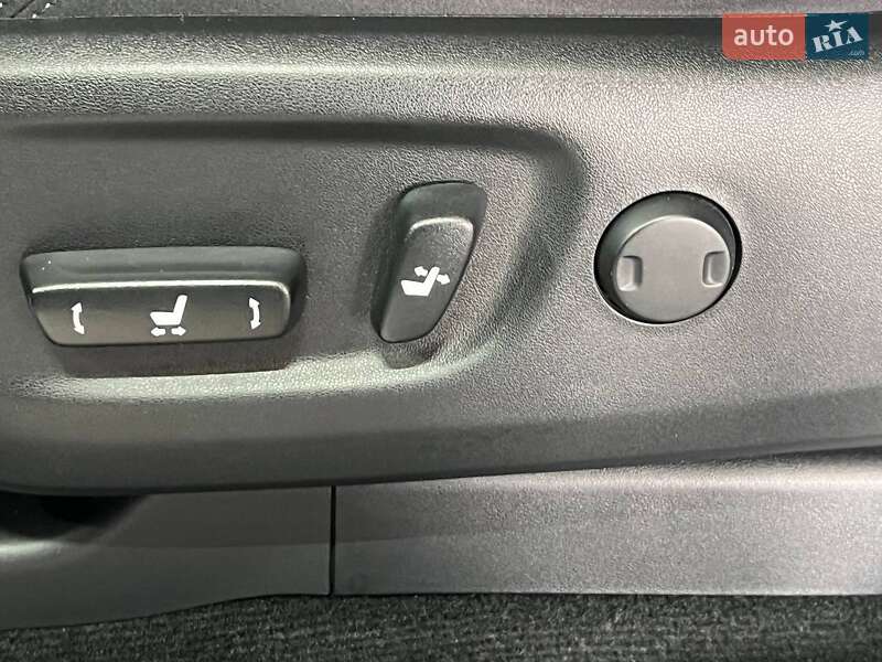 Внедорожник / Кроссовер Toyota Land Cruiser Prado 2022 в Одессе